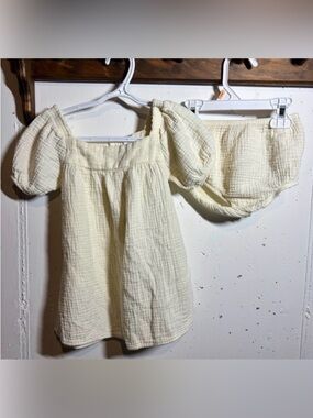 Cream Baby Girls' Cotton Gauze Matching Set - Dress & Bloomer